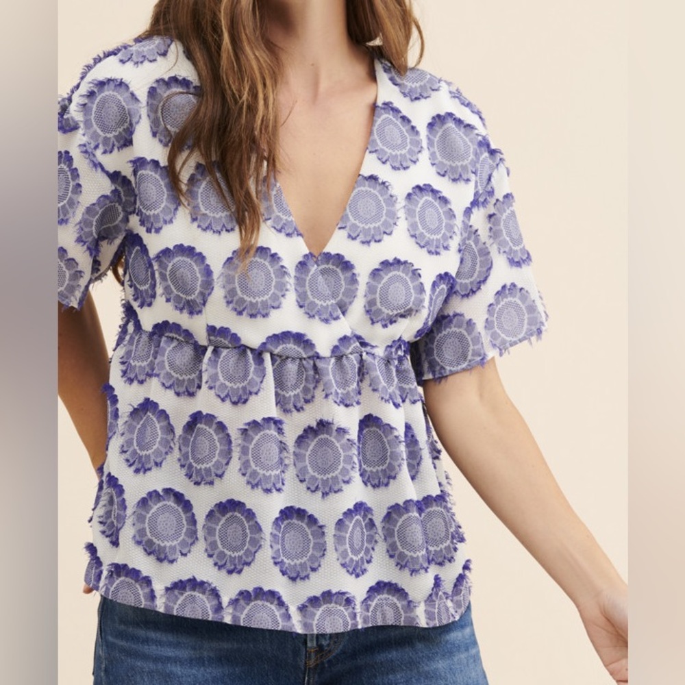 Maeve Gioia Textured Babydoll Blouse